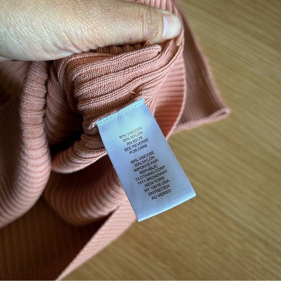 Truth by Republic Blush Pink Light Ribbed Polo Top Medium - Picture 3 of 8